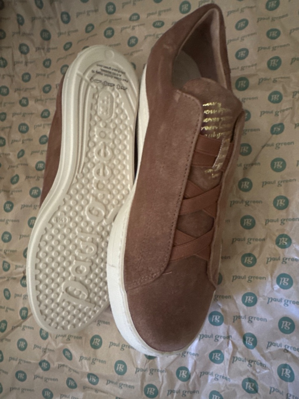 Cognac suede Leather sneakers. US sizes Never worn - Picture 6 of 6